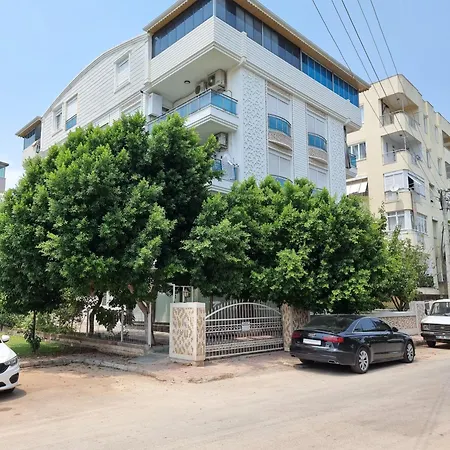 Apartament Merkezi Lueks Antalya