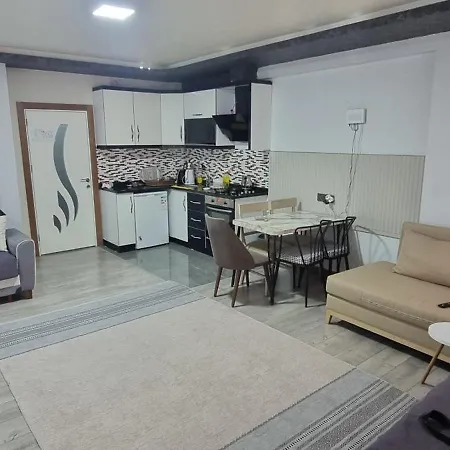 Merkezi Lueks Apartmán Antalya